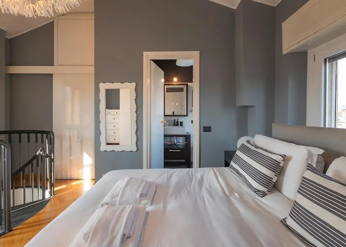 De Angeli San Siro Penthouse With Terraces